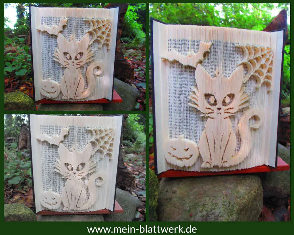 Eine Halloween-Katze mit Spinnennetz, Fledermaus und Kürbis in einem alten Buch. Kostenlose Buchfalten-Vorlage mit Anleitung.