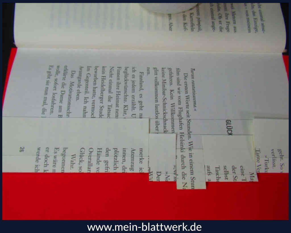 Buchfalten auf meherern Ebenen: Anleitung und kostenlose Buchfalten-Vorlage zum Ausdrucken. Multilayer-Motiv 6 Herzen zum Nachbasteln.