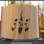 Buchfalten Vorlage zum Ausdrucken. Schrift "i love you" mit Herz