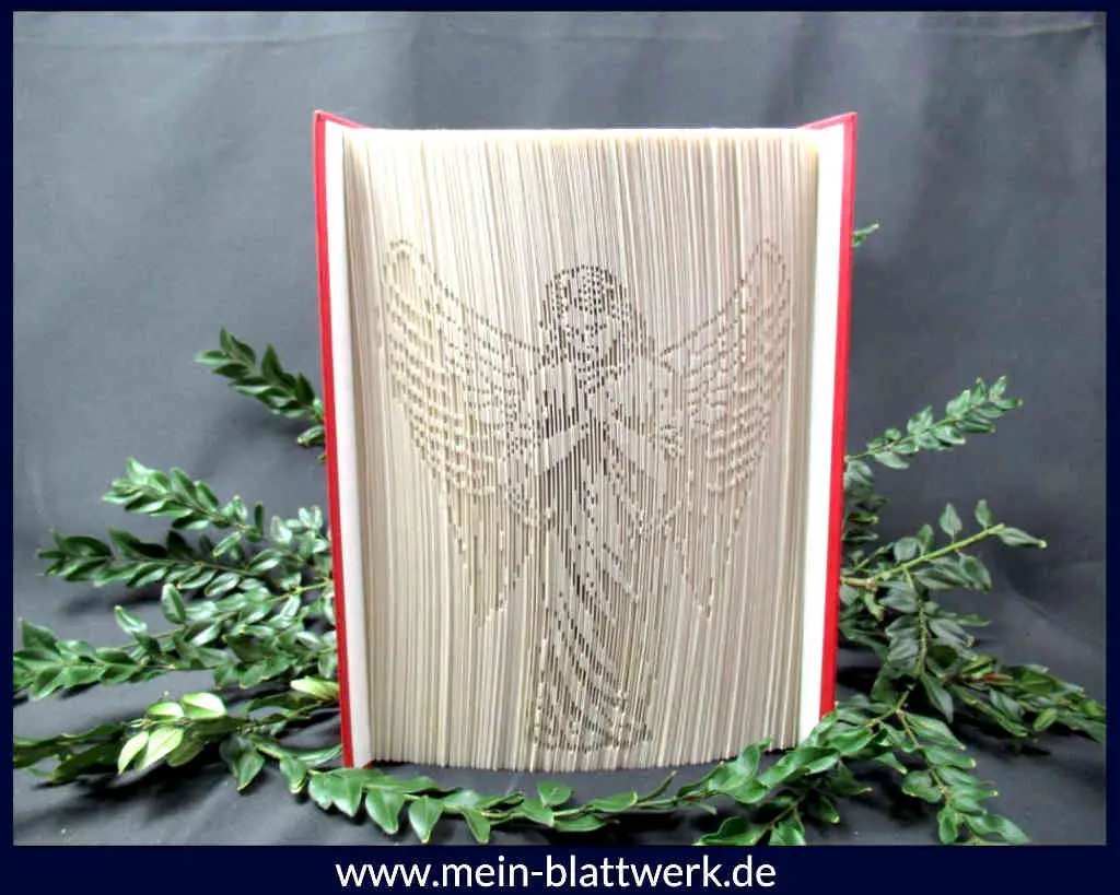 Kostenlose Buchfalten-Vorlage zum Ausdrucken. Einen Engel in ein Buch falten. Schattenfaltung Motiv Engel.